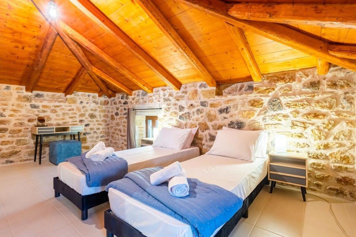 Mantineia Stone Villa-An Ethereal Getaway Megali Mantineia 외부 사진